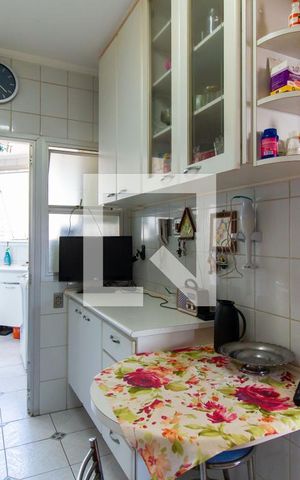 Apartamento à venda com 107m², 3 quartos e 2 vagas Apartamento à venda com 107m², 3 quartos e 2 vagasCozinha