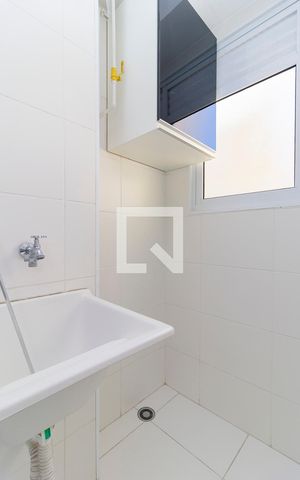 Apartamento para alugar com 42m², 2 quartos e sem vaga Apartamento para alugar com 42m², 2 quartos e sem vagaÁrea de Serviço