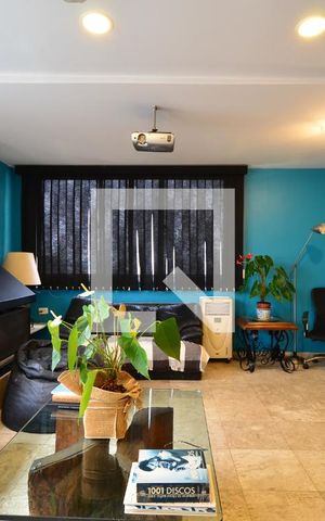 Apartamento à venda com 220m², 4 quartos e 3 vagasCobertura