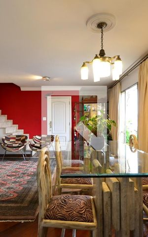 Apartamento à venda com 220m², 4 quartos e 3 vagasSala