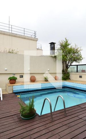 Apartamento à venda com 220m², 4 quartos e 3 vagasPiscina