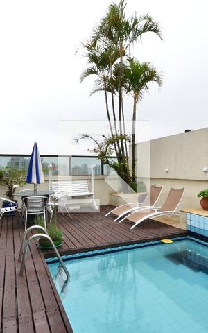 Apartamento à venda com 220m², 4 quartos e 3 vagasPiscina