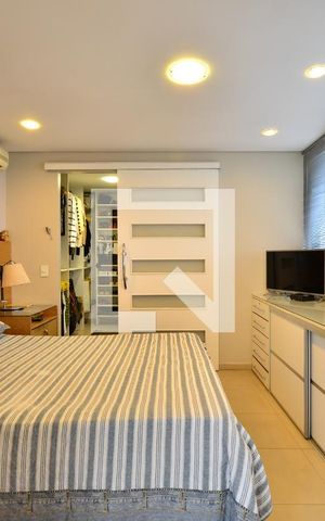 Apartamento à venda com 220m², 4 quartos e 3 vagasSuíte 2