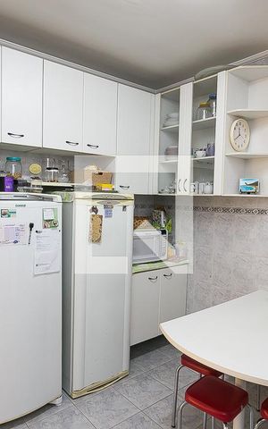 Casa à venda com 130m², 3 quartos e 3 vagas Casa à venda com 130m², 3 quartos e 3 vagasCozinha