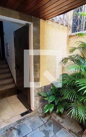 Apartamento à venda com 63m², 2 quartos e 1 vaga Apartamento à venda com 63m², 2 quartos e 1 vagaEntrada