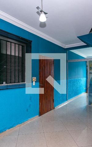 Casa à venda com 155m², 4 quartos e 3 vagasSala 1