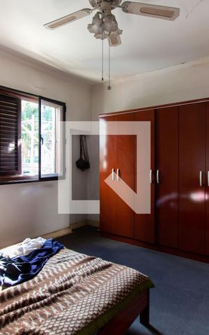 Casa para alugar com 250m², 2 quartos e 3 vagasQuarto 01
