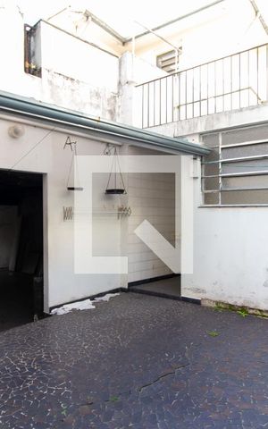 Casa para alugar com 250m², 2 quartos e 3 vagasQuintal