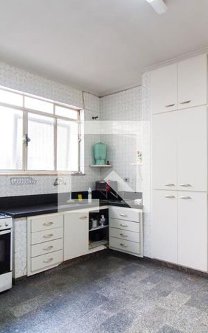 Casa para alugar com 250m², 2 quartos e 3 vagasCozinha