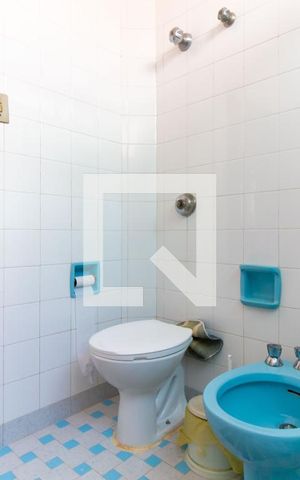 Casa para alugar com 250m², 2 quartos e 3 vagasBanheiro
