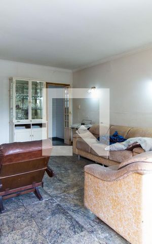 Casa para alugar com 250m², 2 quartos e 3 vagasSala