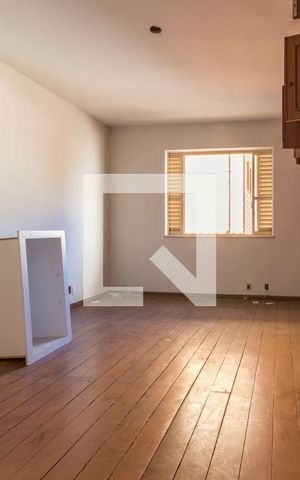 Casa à venda com 344m², 3 quartos e 4 vagas Casa à venda com 344m², 3 quartos e 4 vagasQuarto 3