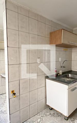 Apartamento à venda com 50m², 2 quartos e 1 vaga Apartamento à venda com 50m², 2 quartos e 1 vagaCozinha e Área de Serviço