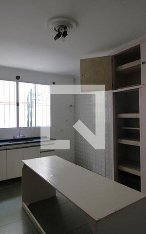 Casa à venda com 140m², 3 quartos e 2 vagasCozinha