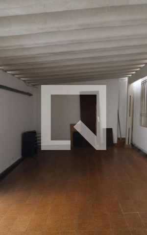 Casa à venda com 140m², 3 quartos e 2 vagasGaragem