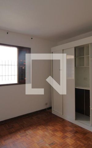 Casa à venda com 140m², 3 quartos e 2 vagasQuarto 2