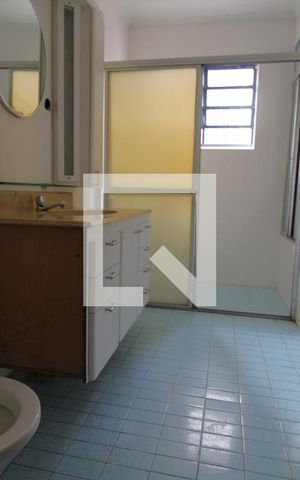 Casa à venda com 140m², 3 quartos e 2 vagasBanheiro 2