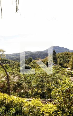 Casa à venda com 5000m², 18 quartos e 19 vagasVista