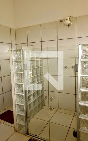 Casa à venda com 5000m², 18 quartos e 19 vagasBanho 6