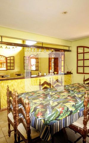 Casa à venda com 5000m², 18 quartos e 19 vagasCopa