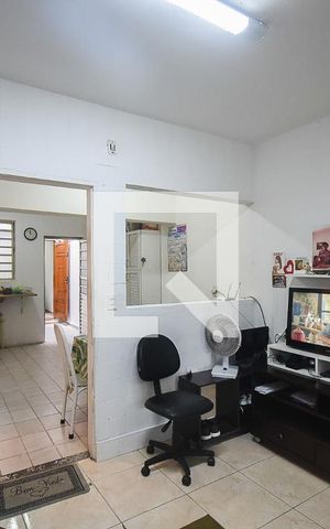 Casa para alugar com 100m², 1 quarto e 2 vagasSala