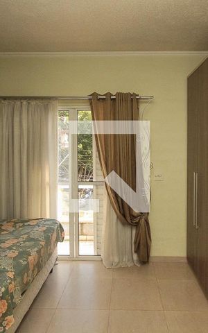 Casa à venda com 243m², 3 quartos e 2 vagasQuarto 02