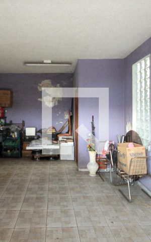 Casa à venda com 243m², 3 quartos e 2 vagasGaragem