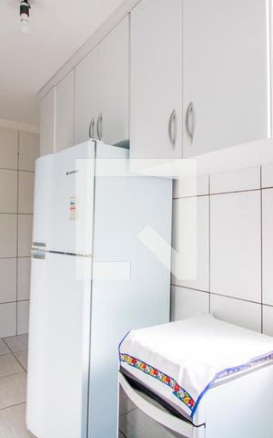 Casa à venda com 216m², 3 quartos e 1 vaga Casa à venda com 216m², 3 quartos e 1 vagaCasa 2 - Cozinha