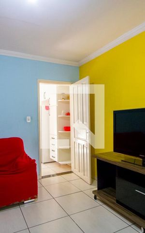 Casa à venda com 216m², 3 quartos e 1 vaga Casa à venda com 216m², 3 quartos e 1 vagaCasa 2 - Sala