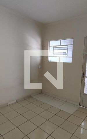 Casa à venda com 131m², 3 quartos e 1 vagaCômodo extra