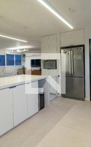 Apartamento para alugar com 139m², 3 quartos e 1 vaga Apartamento para alugar com 139m², 3 quartos e 1 vagaCozinha