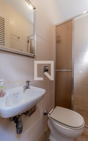 Apartamento à venda com 320m², 3 quartos e 1 vaga Apartamento à venda com 320m², 3 quartos e 1 vagaBanheiro de serviço