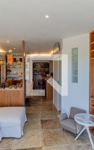 Apartamento à venda com 320m², 3 quartos e 1 vaga Apartamento à venda com 320m², 3 quartos e 1 vagaSala de Estar - 2 andar