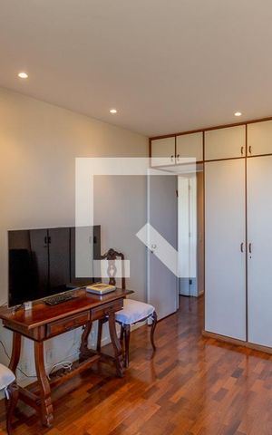 Apartamento à venda com 320m², 3 quartos e 1 vaga Apartamento à venda com 320m², 3 quartos e 1 vagaSuíte 1 - 1 andar