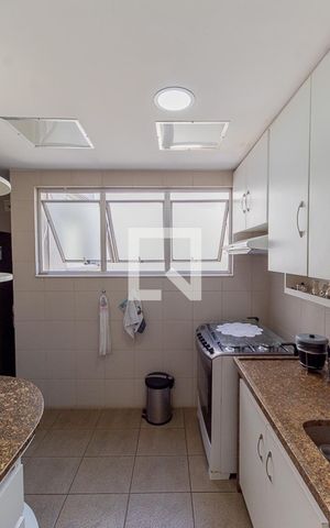 Apartamento à venda com 320m², 3 quartos e 1 vaga Apartamento à venda com 320m², 3 quartos e 1 vagaCozinha
