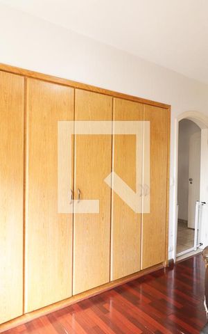 Apartamento à venda com 330m², 4 quartos e 3 vagasQuarto 1