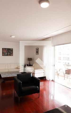 Apartamento à venda com 330m², 4 quartos e 3 vagasSala