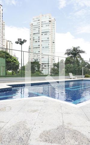 Apartamento à venda com 330m², 4 quartos e 3 vagasPiscina