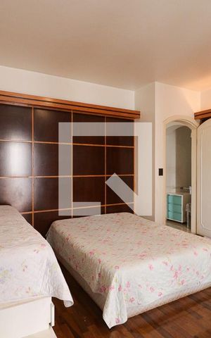 Apartamento à venda com 330m², 4 quartos e 3 vagasSuíte 1