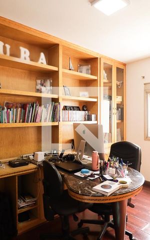 Apartamento à venda com 330m², 4 quartos e 3 vagasQuarto 1