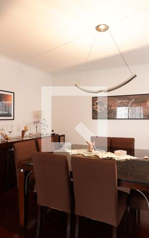 Apartamento à venda com 330m², 4 quartos e 3 vagasSala