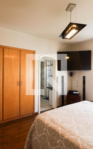 Apartamento à venda com 330m², 4 quartos e 3 vagasSuíte 2