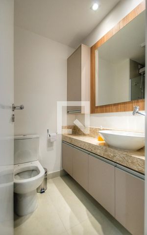 Studio à venda com 22m², 1 quarto e sem vaga Studio à venda com 22m², 1 quarto e sem vagaBanheiro