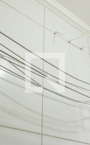 Casa de condomínio à venda com 25m², 1 quarto e sem vaga Casa de condomínio à venda com 25m², 1 quarto e sem vagaDetalhe Varal