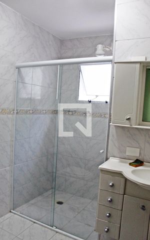 Casa à venda com 165m², 3 quartos e 2 vagasBanheiro