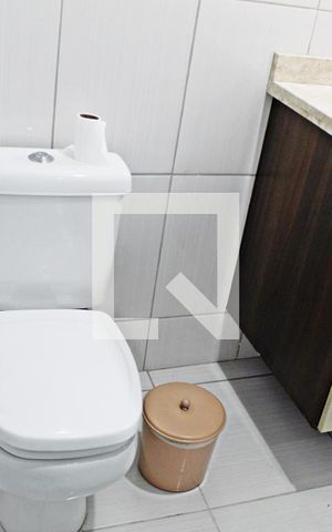 Casa à venda com 165m², 3 quartos e 2 vagasBanheiro da Suíte 1