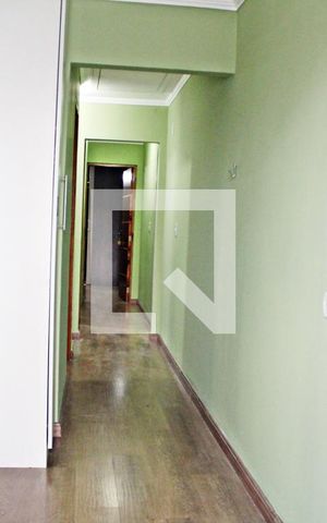 Casa à venda com 165m², 3 quartos e 2 vagasCorredor