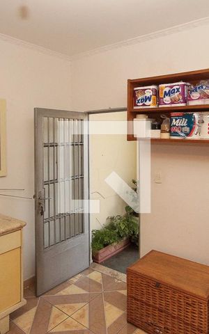 Casa à venda com 159m², 3 quartos e 2 vagas Casa à venda com 159m², 3 quartos e 2 vagasQuarto de Serviço