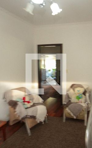 Casa à venda com 159m², 3 quartos e 2 vagas Casa à venda com 159m², 3 quartos e 2 vagasSala 02