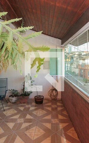 Casa à venda com 159m², 3 quartos e 2 vagas Casa à venda com 159m², 3 quartos e 2 vagasvaranda da Suite